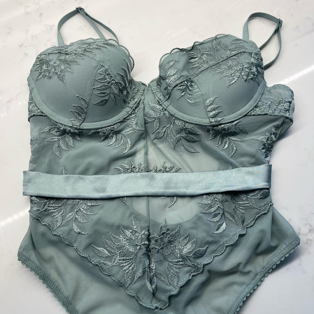 La Vie En Rose Sage Embroidered Bustier Bodysuit